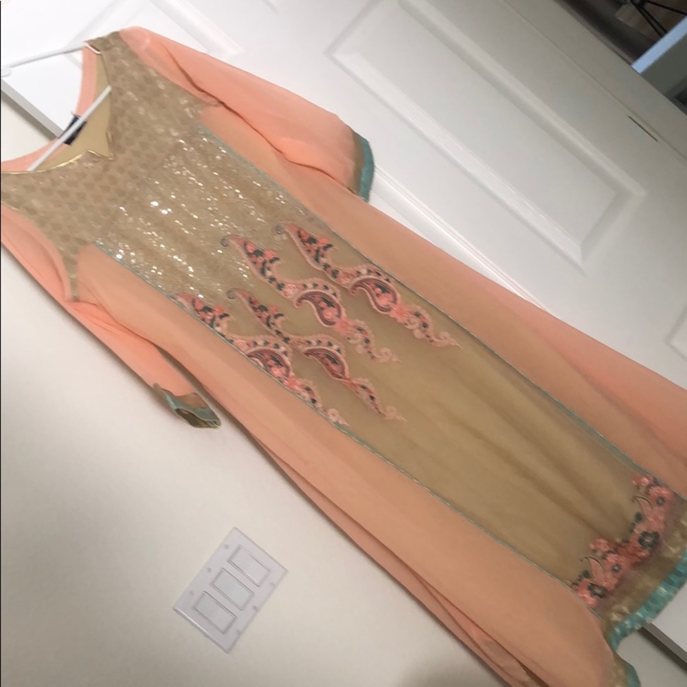 Pakistani Indian long flowy kamiz/dopatta